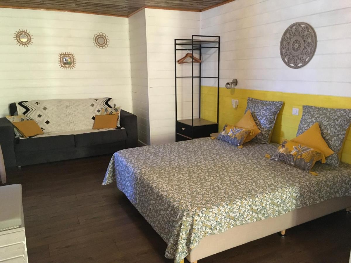 Bed and Breakfast Ti Kaz Hoareau Salazie Exterior foto