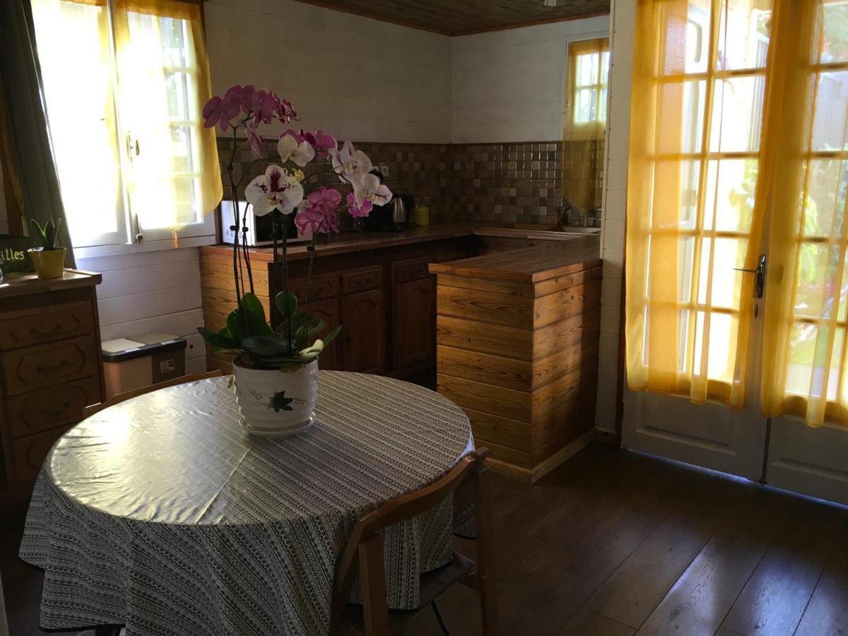 Bed and Breakfast Ti Kaz Hoareau Salazie Exterior foto