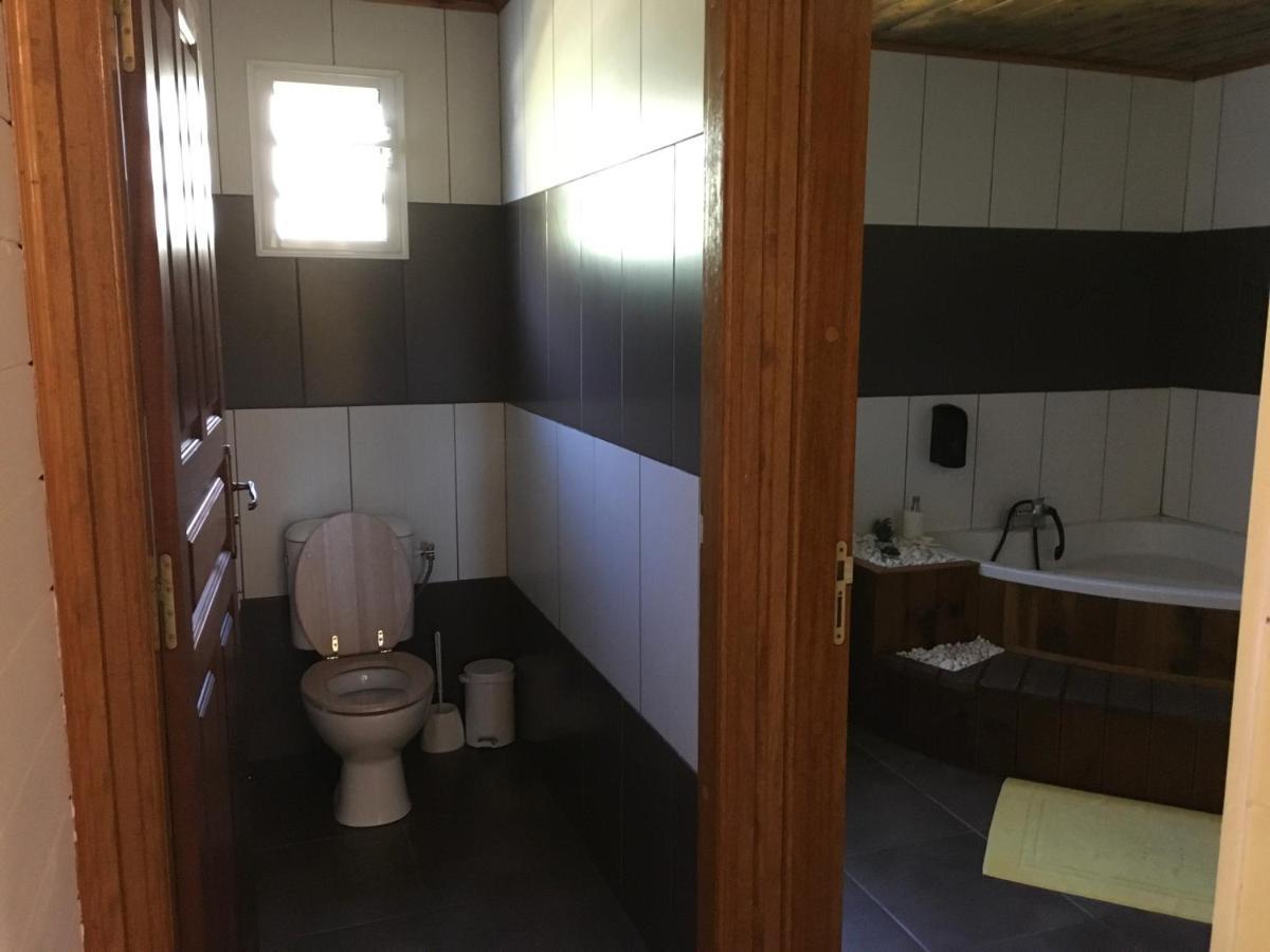 Bed and Breakfast Ti Kaz Hoareau Salazie Exterior foto